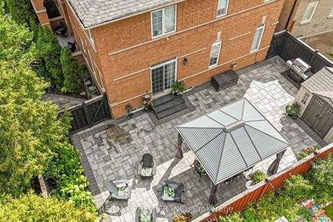 Photo 32 at 124 Kingsview Drive, Vellore Village, Vaughan