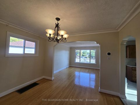 Photo 1 at 15 Princemere Crescent, Maryvale, Toronto