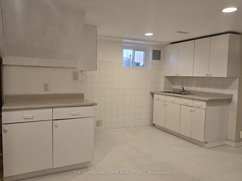 Photo 12 at 15 Princemere Crescent, Maryvale, Toronto