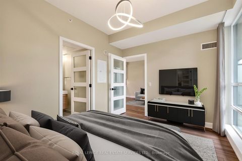 Photo 15 at 315 - 8 Fieldway Road, City Centre West, Toronto