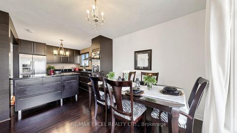 Photo 10 at 254 Patricia Avenue, Newtonbrook West, Toronto