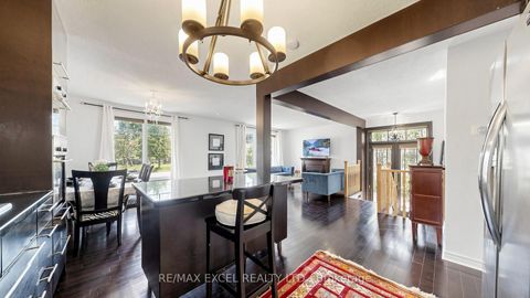 Photo 13 at 254 Patricia Avenue, Newtonbrook West, Toronto