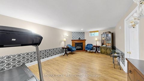 Photo 22 at 254 Patricia Avenue, Newtonbrook West, Toronto