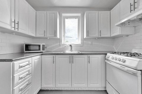 Photo 18 at 119 Essex Street W, Junction, Toronto