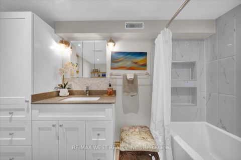 Photo 32 at 35 Gort Avenue, Alderwood, Toronto