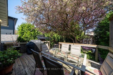Photo 38 at 35 Gort Avenue, Alderwood, Toronto