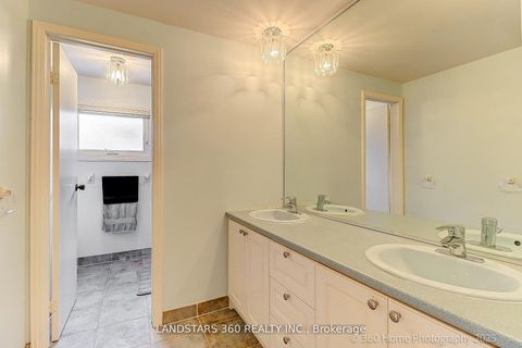 Photo 19 at 31 Whitehorn Crescent, Don Valley Village, Toronto