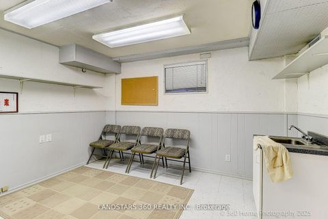 Photo 24 at 31 Whitehorn Crescent, Don Valley Village, Toronto