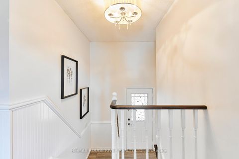 Photo 2 at 31 Champine Square, Bowmanville, Clarington