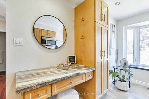 Photo 7 at 31 Champine Square, Bowmanville, Clarington