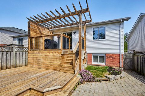 Photo 26 at 31 Champine Square, Bowmanville, Clarington
