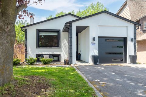 Photo 1 at 512 Sandford Street, Central Newmarket, Newmarket