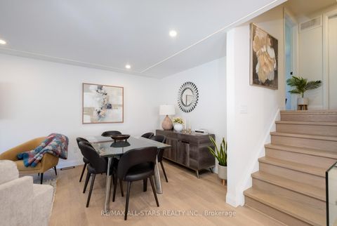 Photo 9 at 512 Sandford Street, Central Newmarket, Newmarket