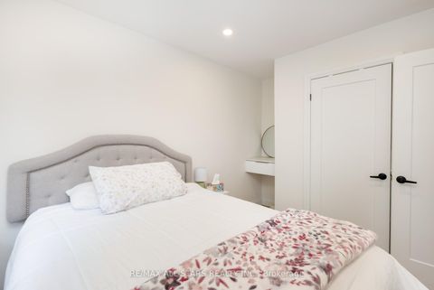 Photo 24 at 512 Sandford Street, Central Newmarket, Newmarket