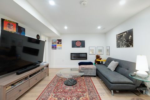 Photo 28 at 512 Sandford Street, Central Newmarket, Newmarket