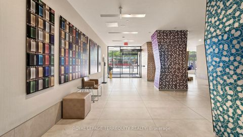 Photo 6 at 2710 - 832 Bay Street, Bay Street Corridor, Toronto