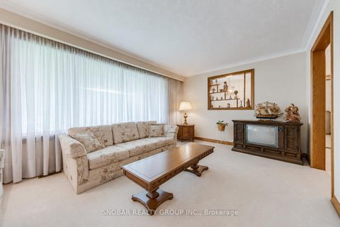 Photo 3 at 22 Norgrove Crescent, Richview, Toronto