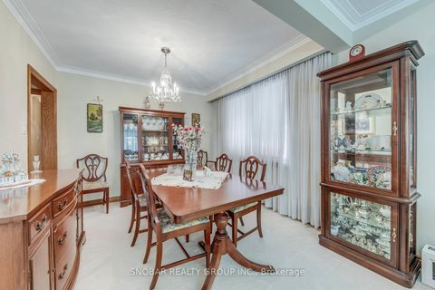 Photo 6 at 22 Norgrove Crescent, Richview, Toronto