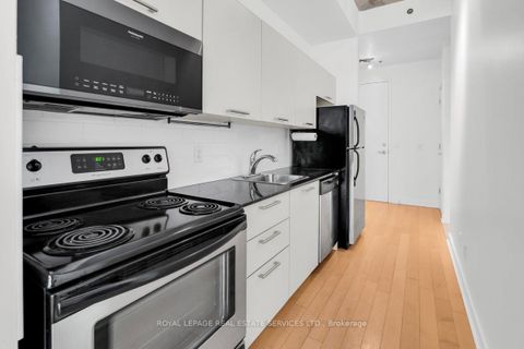 Photo 7 at 210 - 60 Bathurst Street, Niagara, Toronto