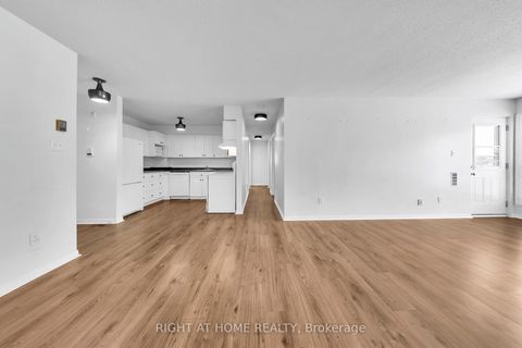 Photo 5 at 212 - 126 Bell Farm Road, Alliance, Barrie