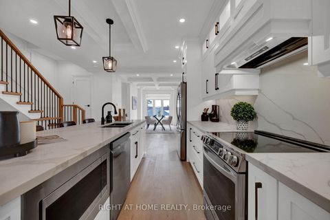 Photo 13 at 819 Fairview Avenue, Bay Ridges, Pickering