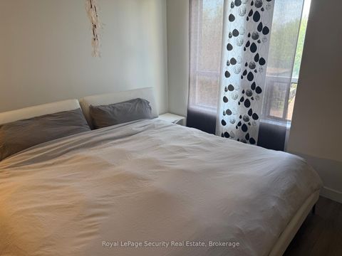 Photo 9 at 310 - 801 Sheppard Avenue, Clanton Park, Toronto