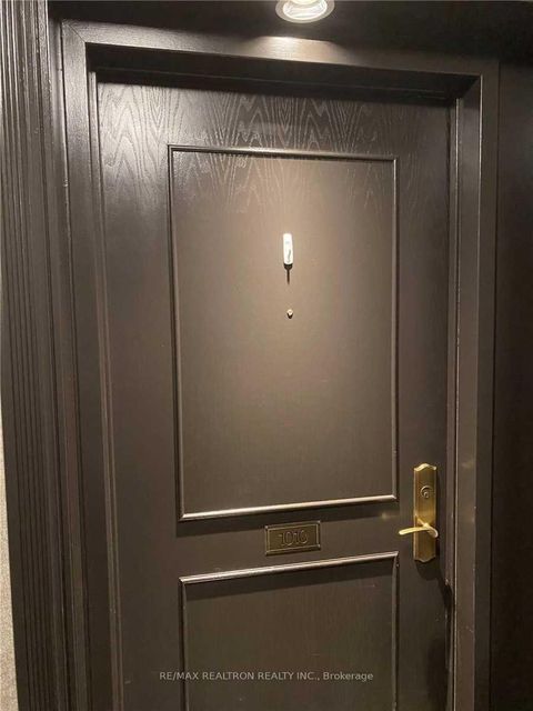 Photo 13 at 1010 - 2 Clairtrell Road, Willowdale East, Toronto