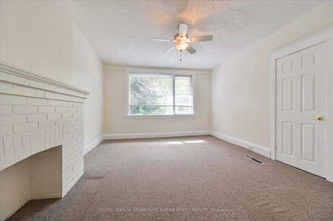 Photo 15 at 85 Linsmore Crescent, East York, Toronto