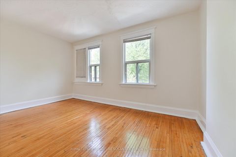 Photo 17 at 85 Linsmore Crescent, East York, Toronto