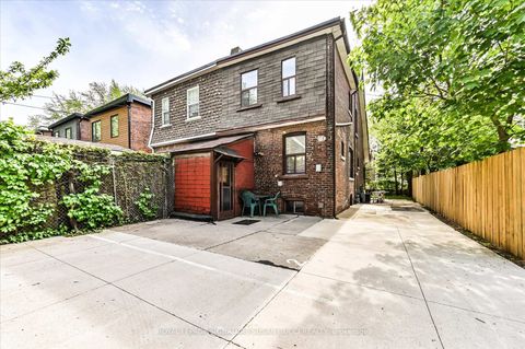Photo 28 at 85 Linsmore Crescent, East York, Toronto