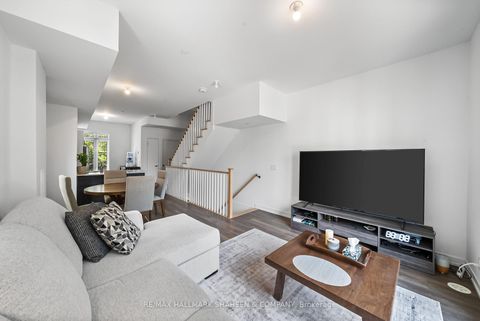 Photo 13 at 84B Tisdale Avenue, Victoria Village, Toronto