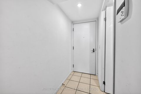 Photo 11 at 1510 - 830 Lawrence Avenue W, Glen Park, Toronto