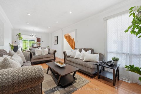 Photo 1 at 39 Riviera Drive, Glen Shields, Vaughan