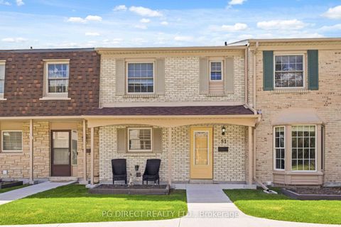 Photo 1 at 51 - 580 Eyer Drive, West Shore, Pickering