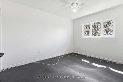 Photo 11 at 51 - 580 Eyer Drive, West Shore, Pickering