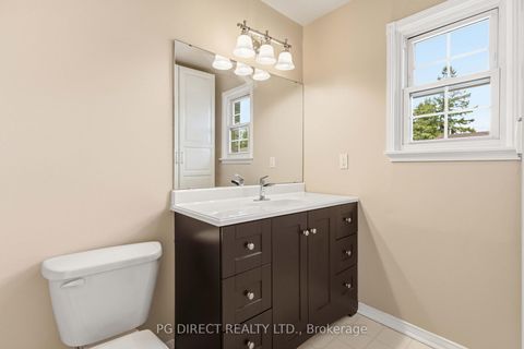 Photo 13 at 51 - 580 Eyer Drive, West Shore, Pickering