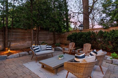 Photo 16 at 7 Strathgowan Crescent, Lawrence Park South, Toronto