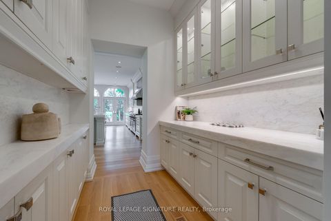 Photo 9 at 27 Teddington Park Avenue, Lawrence Park North, Toronto