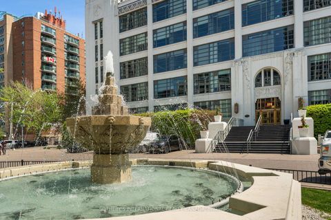 Photo 1 at 614 - 637 Lake Shore Boulevard W, Niagara, Toronto