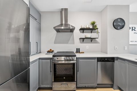 Photo 8 at 614 - 637 Lake Shore Boulevard W, Niagara, Toronto