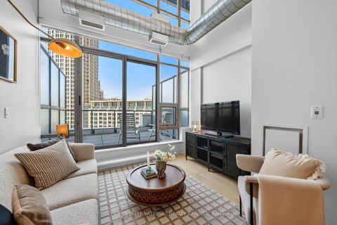 Photo 16 at 614 - 637 Lake Shore Boulevard W, Niagara, Toronto