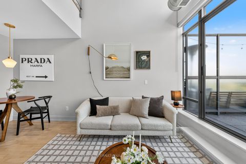 Photo 17 at 614 - 637 Lake Shore Boulevard W, Niagara, Toronto