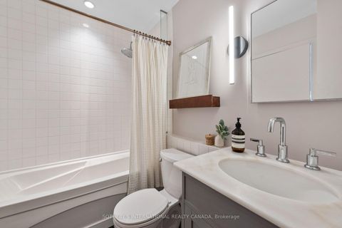 Photo 34 at 614 - 637 Lake Shore Boulevard W, Niagara, Toronto