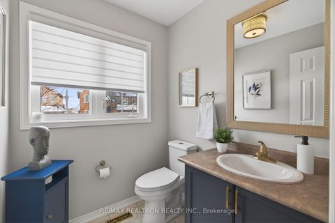Photo 8 at 130 Aspenwood Drive, Woodland Hill, Newmarket