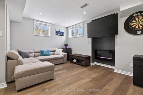 Photo 21 at 130 Aspenwood Drive, Woodland Hill, Newmarket