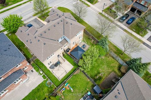 Photo 30 at 130 Aspenwood Drive, Woodland Hill, Newmarket