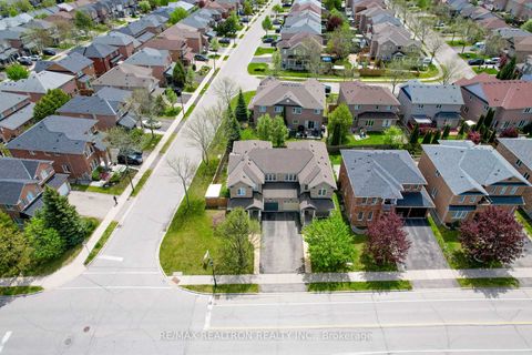 Photo 31 at 130 Aspenwood Drive, Woodland Hill, Newmarket
