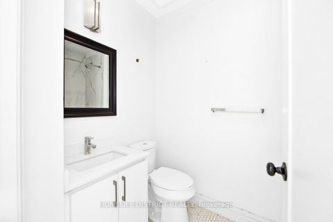 Photo 13 at 243 Niagara Street, Niagara, Toronto
