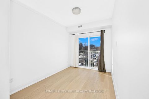 Photo 14 at 243 Niagara Street, Niagara, Toronto