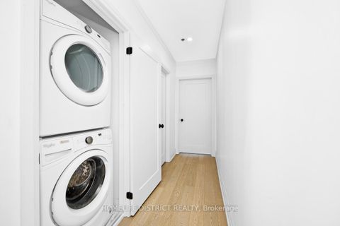 Photo 17 at 243 Niagara Street, Niagara, Toronto
